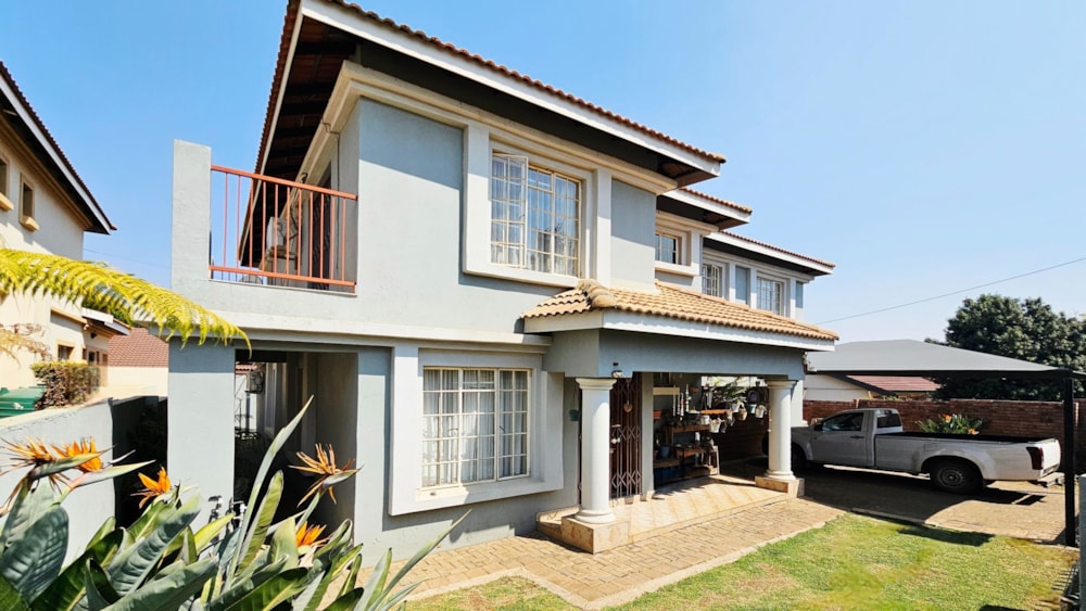 Double-storey house for sale in Lydenburg (Mashishing) - 1LY1713678