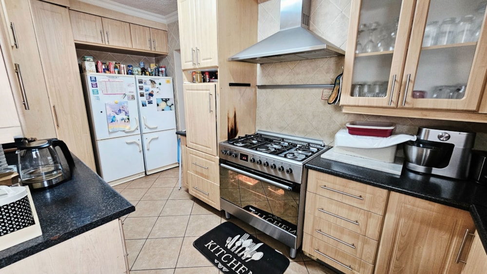 Double-storey house for sale in Lydenburg (Mashishing) - 1LY1713678 Double-storey house for sale in Lydenburg (Mashishing) - 1LY1713678