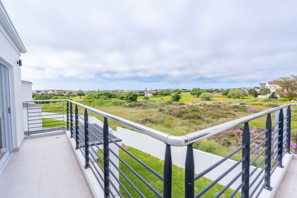 House for sale in Country Club - LA1712789