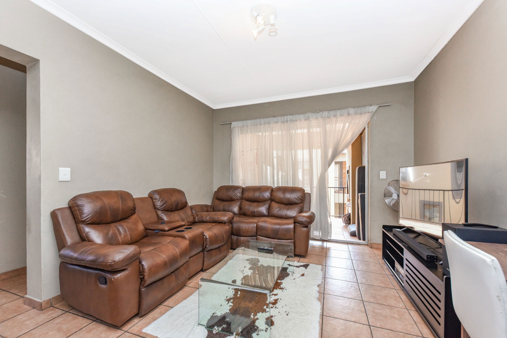 Apartment for sale in North Riding - FW1714024