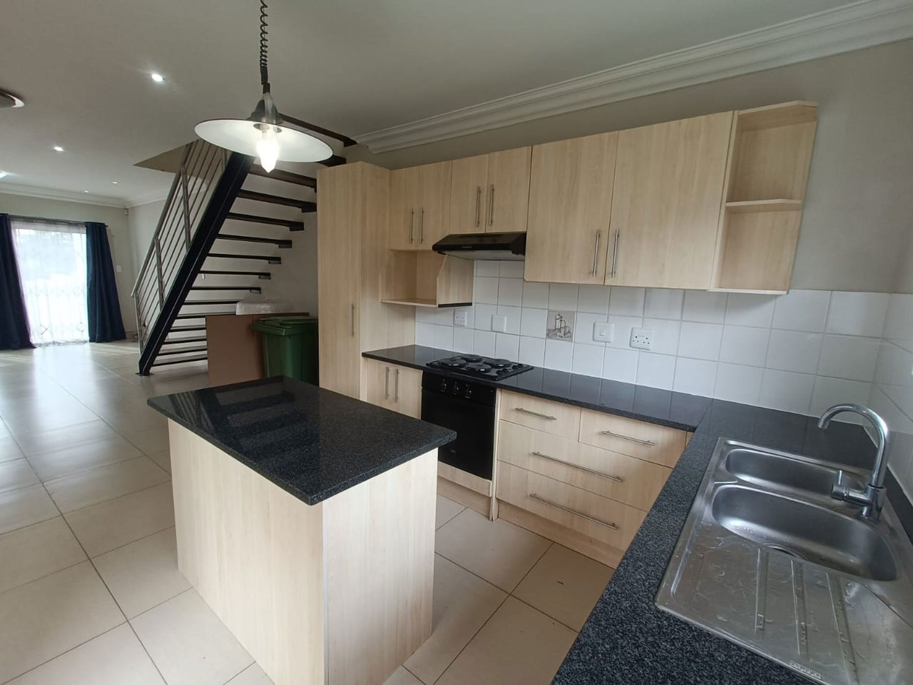 Townhouse for sale in Shellyvale - 1BX1714888