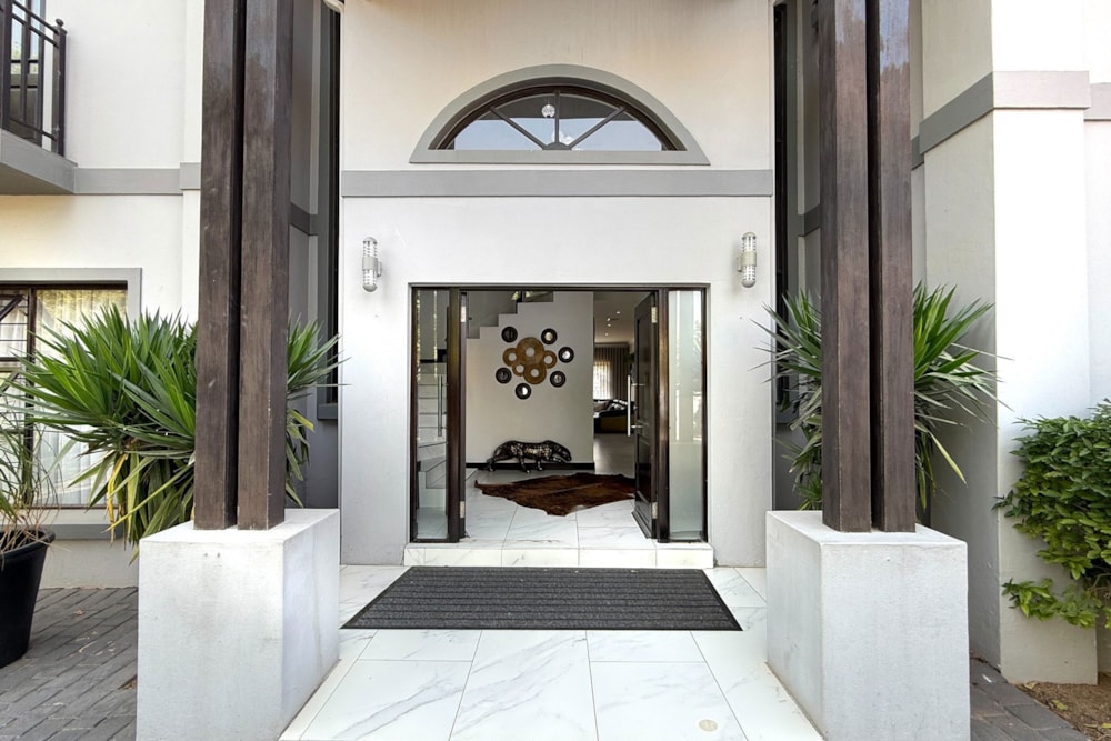 Security estate home for sale in Summerset - MR1714574