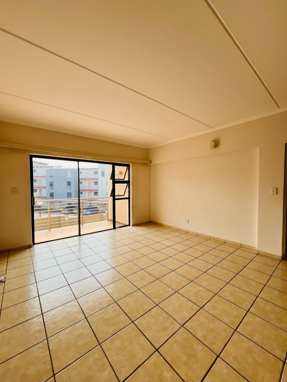 Apartment for sale in Barbeque Downs - MR1713153