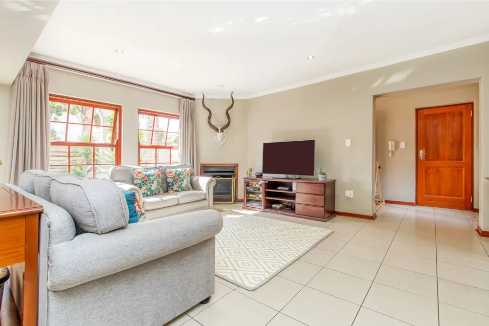 House let in Kyalami Ridge - MDL1713970 House let in Kyalami Ridge - MDL1713970