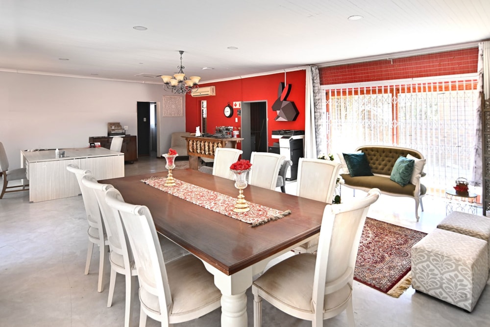 Smallholding for sale in Sun Valley, Midrand - MR1715662 Smallholding for sale in Sun Valley, Midrand - MR1715662