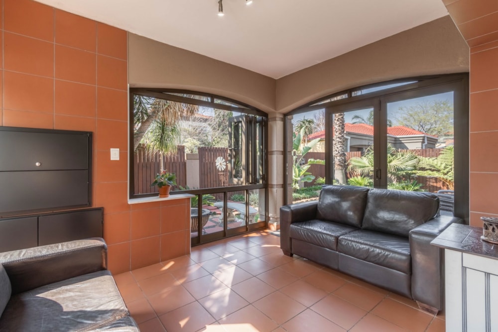 House for sale in Glen Marais - KTP1712321 House for sale in Glen Marais - KTP1712321