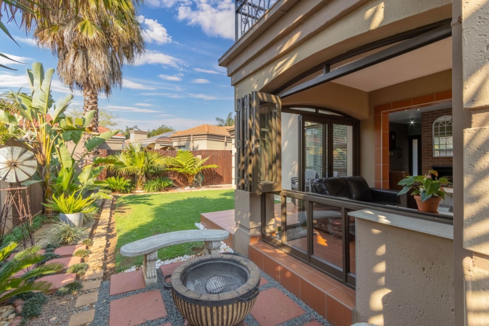 House for sale in Glen Marais - KTP1712321 House for sale in Glen Marais - KTP1712321