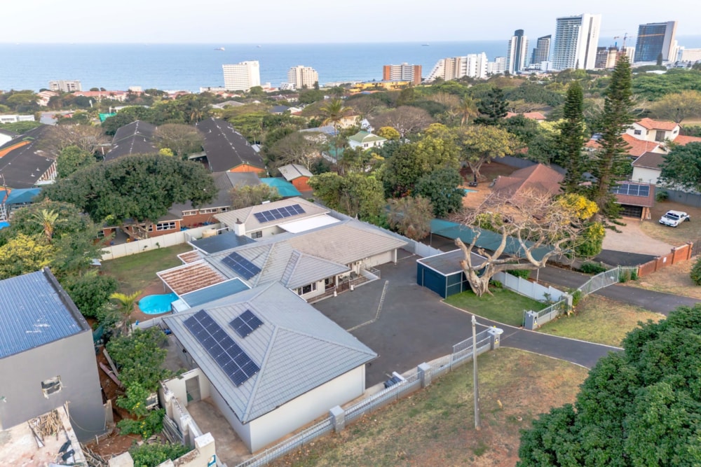 House for sale in Herrwood Park - 1ND1714167