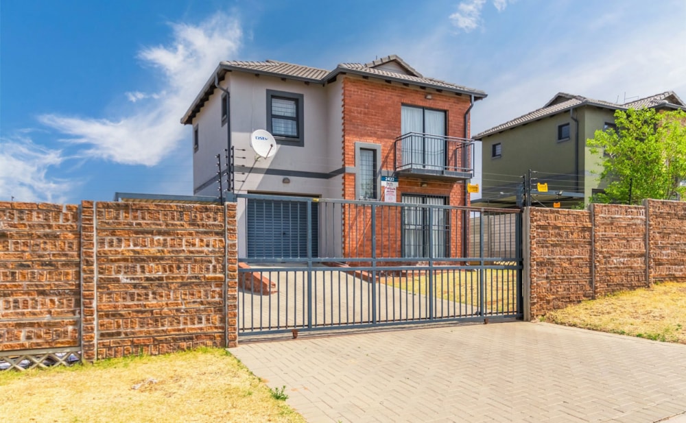 Double-storey house for sale in Mindalore - 1KR1714251 Double-storey house for sale in Mindalore - 1KR1714251