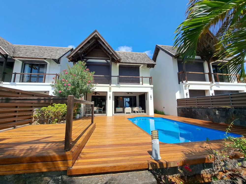 Beachfront villa to rent in Pointe aux Canonniers, Mauritius - MPR1558681