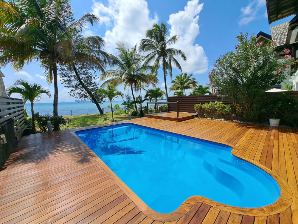 Beachfront villa to rent in Pointe aux Canonniers, Mauritius - MPR1558681