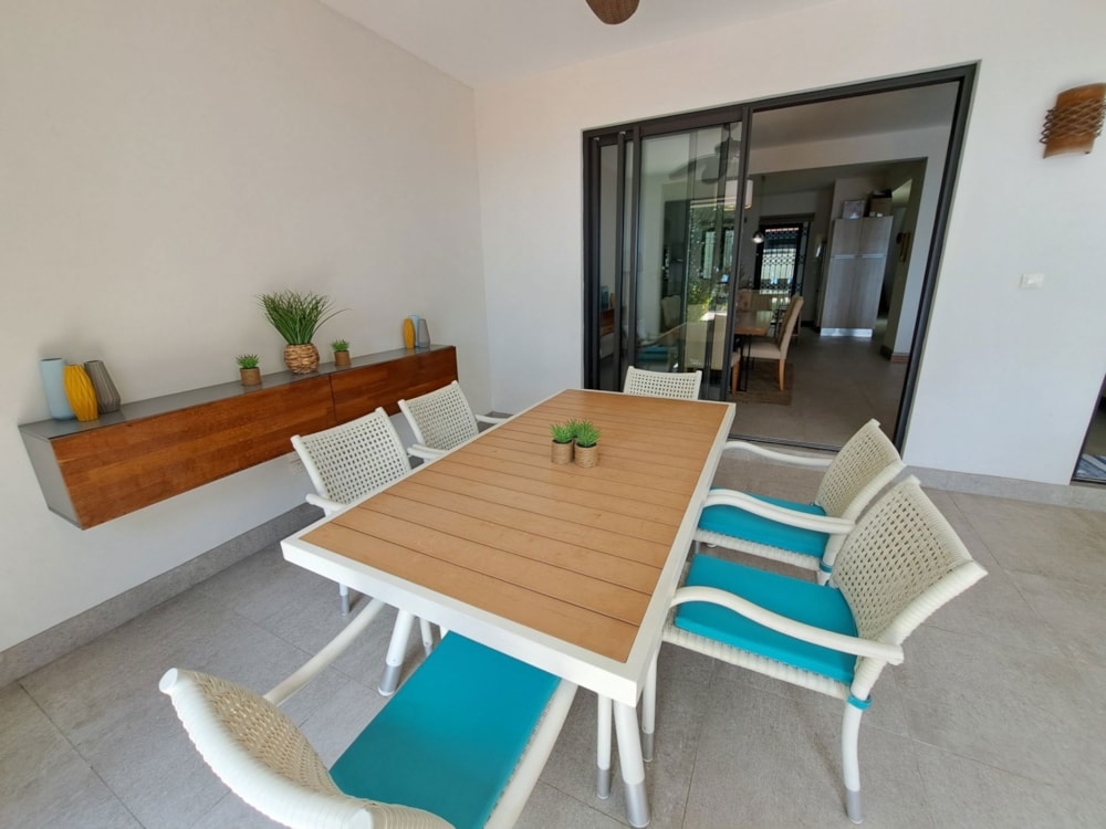 Beachfront villa to rent in Pointe aux Canonniers, Mauritius - MPR1558681