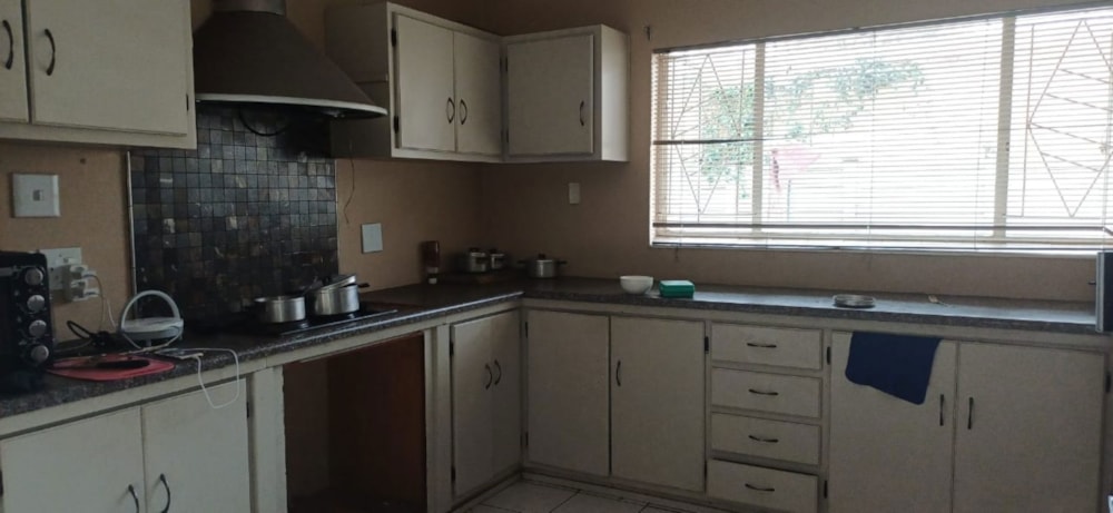 House for sale in Universitas - 1BX1713280