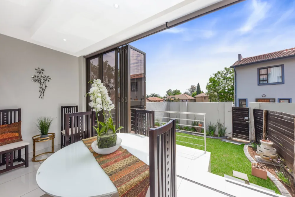 Townhouse for sale in Paulshof - FW1718059