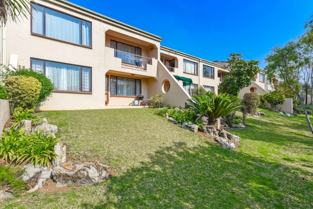 Apartment sold in Sunninghill - FW1726714 Apartment sold in Sunninghill - FW1726714