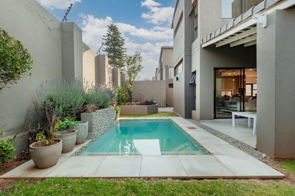 Townhouse for sale in Ferndale, Randburg - RAN1714178 Townhouse for sale in Ferndale, Randburg - RAN1714178