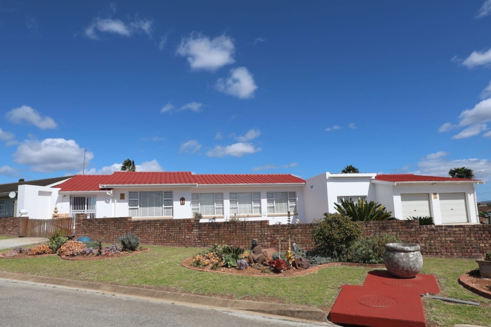 House for sale in Campher Park - 1UK1715999