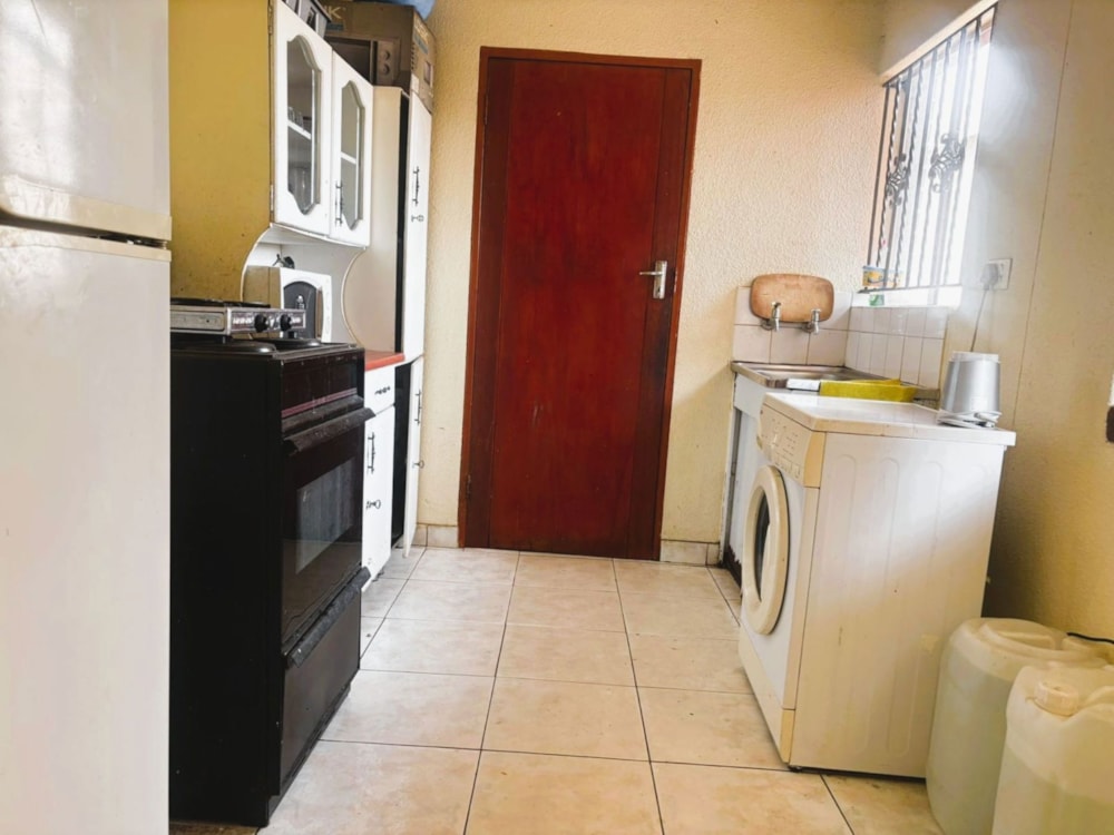 House for sale in Naturena - 1GV1714070 House for sale in Naturena - 1GV1714070