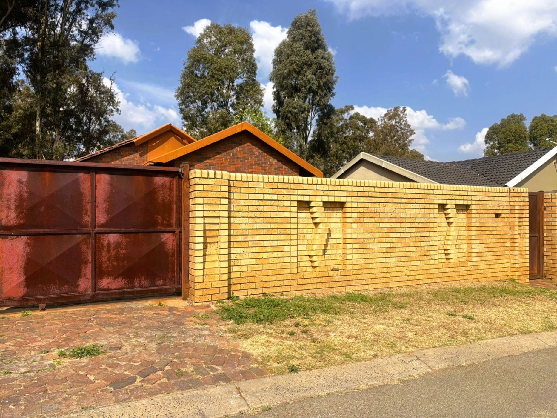 House for sale in Naturena - 1GV1714070