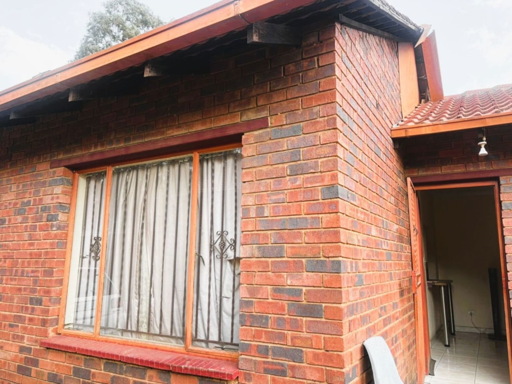 House for sale in Naturena - 1GV1714070 House for sale in Naturena - 1GV1714070