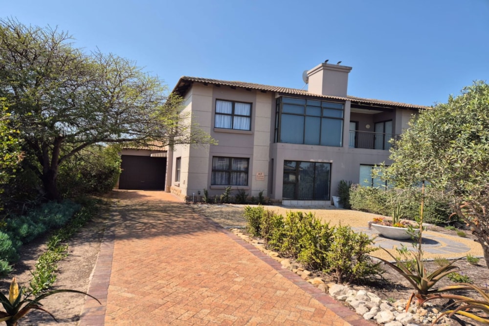 Golf estate house sold in Langebaan Country Estate - LA1703667