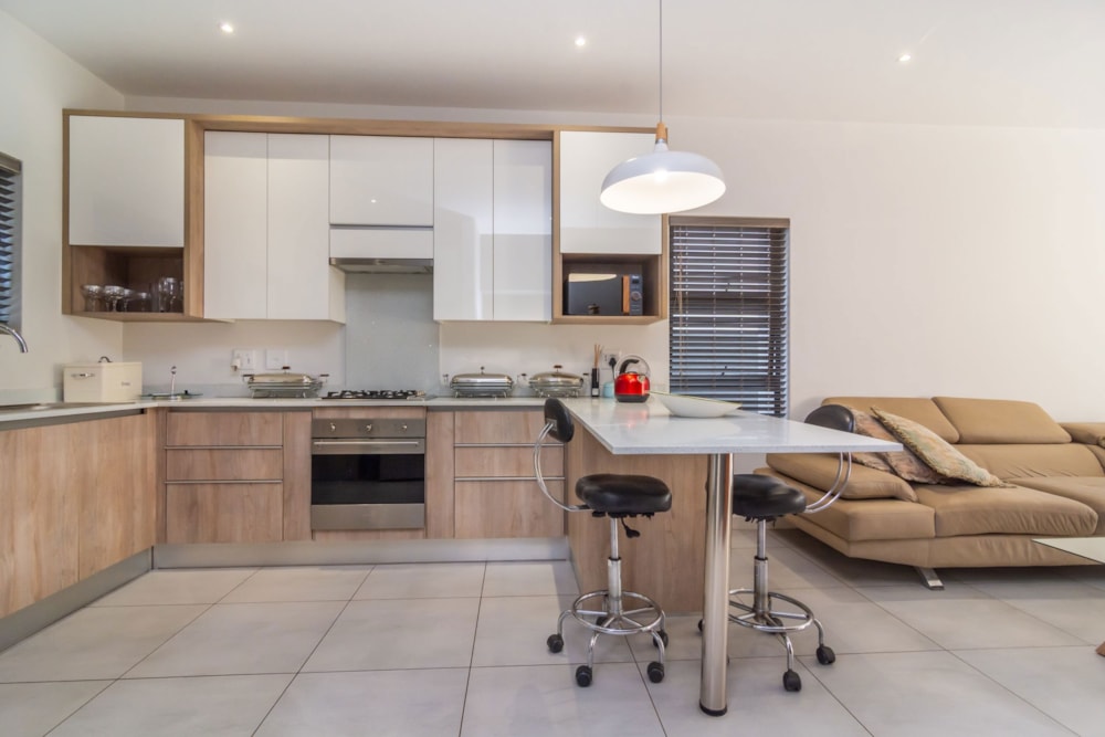 Double-storey house for sale in Homes Haven - 1KR1714677