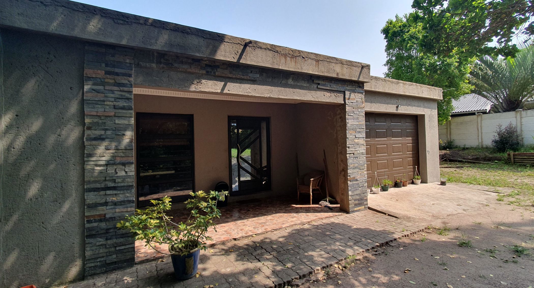 House for sale in Glenmore Beach - 1PD1715054