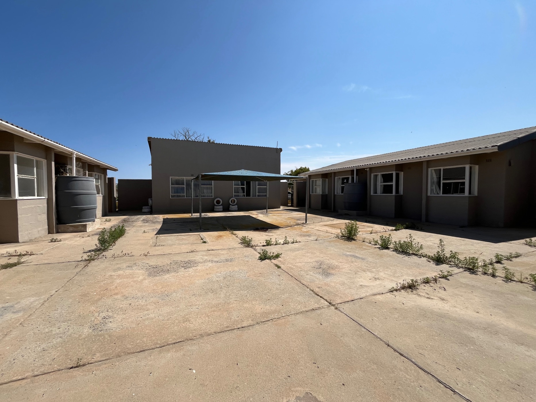 Residential complex for sale in Koingnaas - 1NA1550615