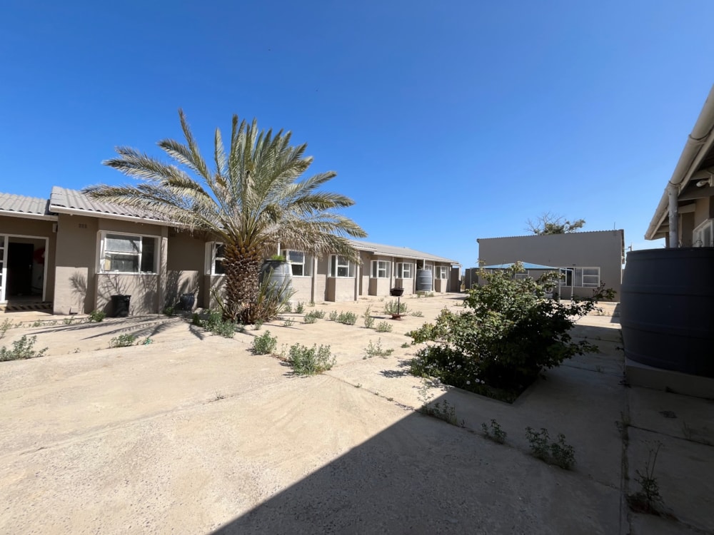 Residential complex for sale in Koingnaas - 1NA1550615 Residential complex for sale in Koingnaas - 1NA1550615