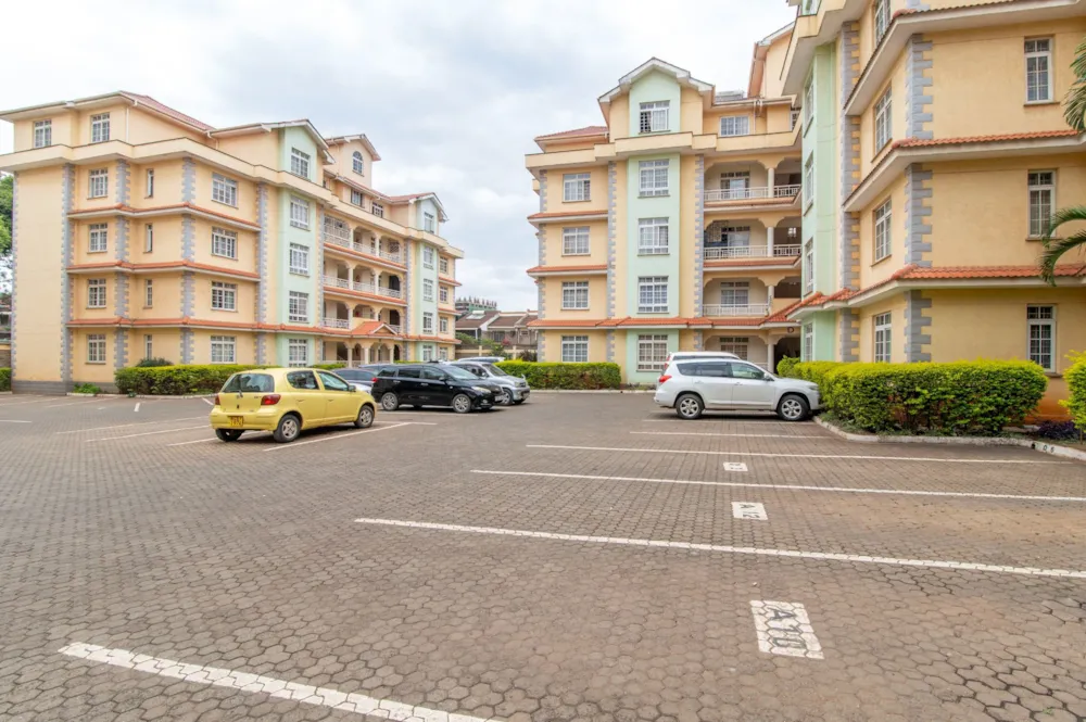 Apartment sold in Parklands, Kenya - 3KE1714984