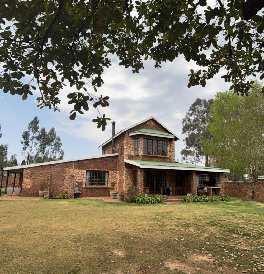 House for sale in Dullstroom - 1DS1714165 House for sale in Dullstroom - 1DS1714165
