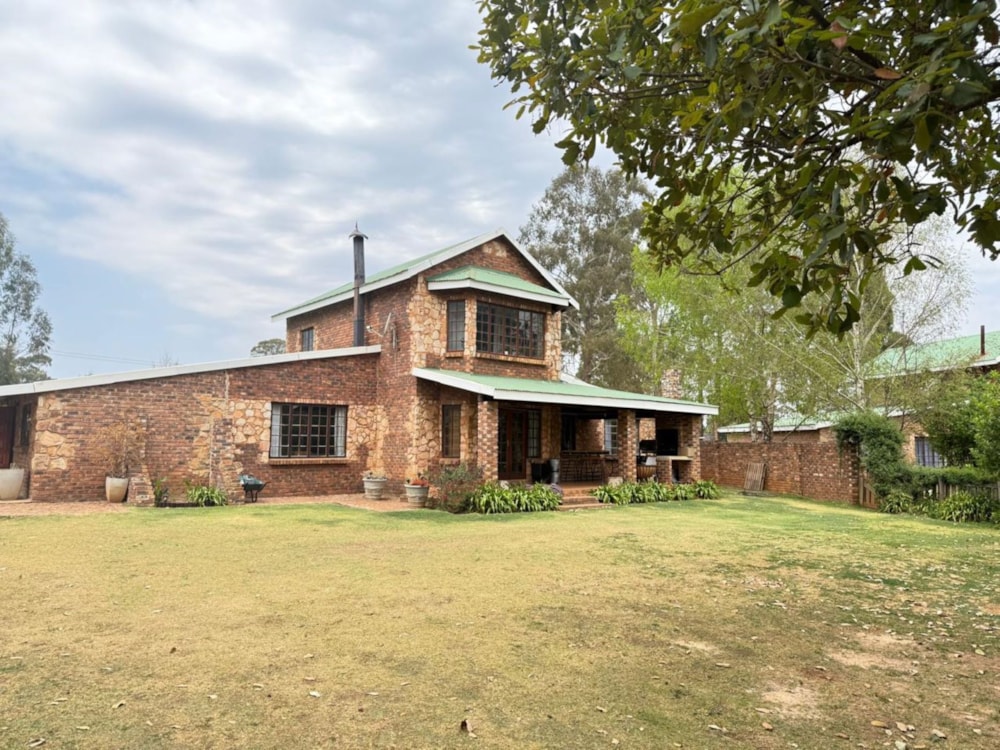 House for sale in Dullstroom - 1DS1714165 House for sale in Dullstroom - 1DS1714165