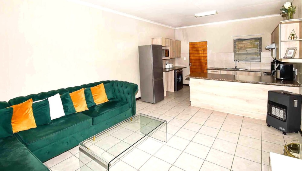 Townhouse for sale in Wilgeheuwel - RAN1715845