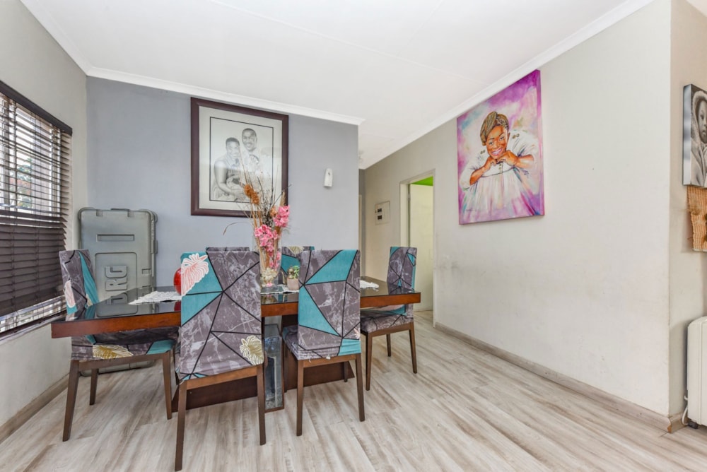 Townhouse for sale in North Riding - FW1713549 Townhouse for sale in North Riding - FW1713549