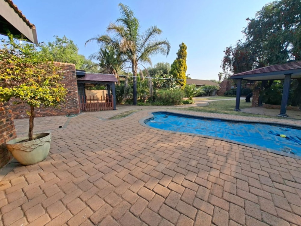 House for sale in Riebeeckstad, Welkom - 1WM1713798 House for sale in Riebeeckstad, Welkom - 1WM1713798