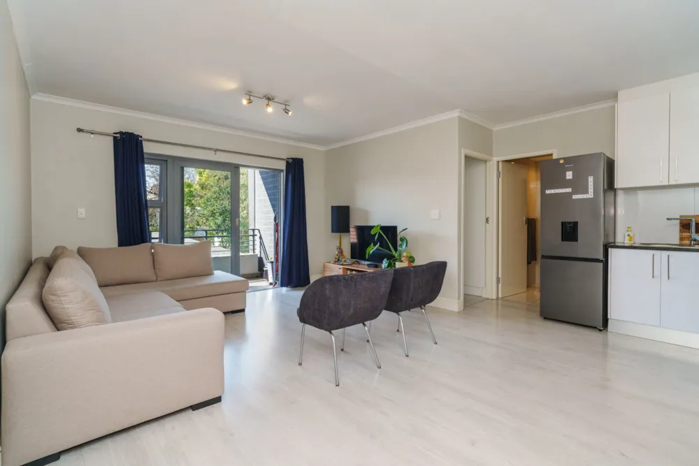 Apartment sold in Rondebosch - KW1713725 Apartment sold in Rondebosch - KW1713725