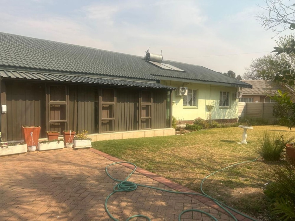 House for sale in Lakeview, Welkom - 1WM1715910 House for sale in Lakeview, Welkom - 1WM1715910