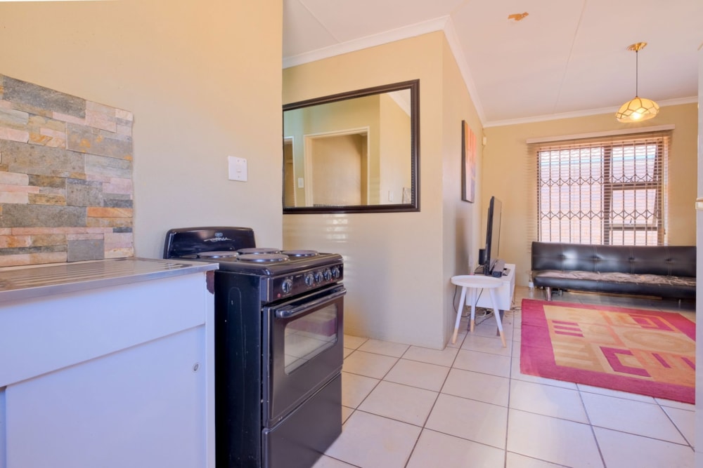 House for sale in Protea Glen - RDT1714348