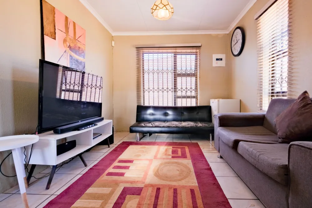 House sold in Protea Glen - RDT1714348 House sold in Protea Glen - RDT1714348