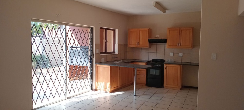 Apartment let in White River Ext 18 - 1WR1713784 Apartment let in White River Ext 18 - 1WR1713784