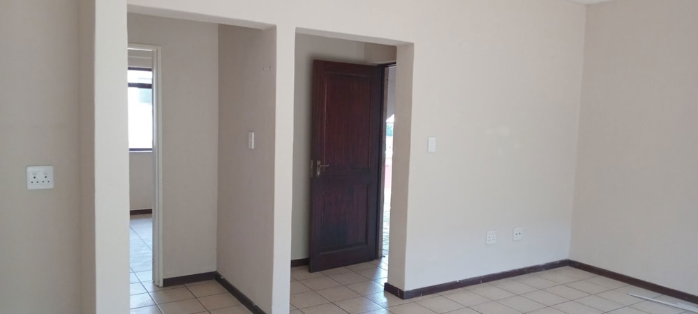 Apartment let in White River Ext 18 - 1WR1713784 Apartment let in White River Ext 18 - 1WR1713784