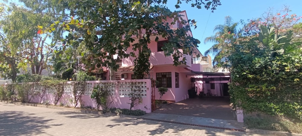 Multi-storey house to rent in Maputo , Mozambique - 3MQ1705106