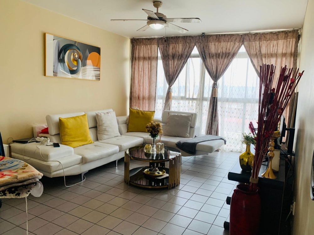 Apartment for sale in South Beach Durban - 1DA1714928 Apartment for sale in South Beach Durban - 1DA1714928