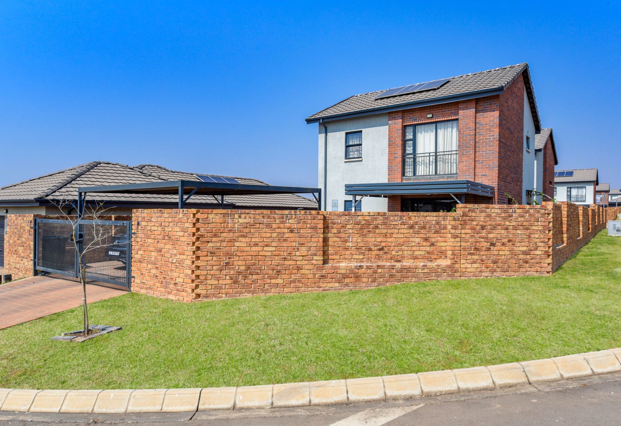 Double-storey house for sale in Lion Pride - FW1714584