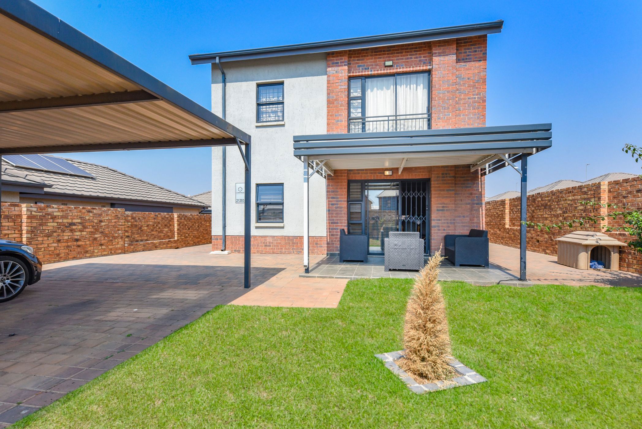 Double-storey house for sale in Lion Pride - FW1714584