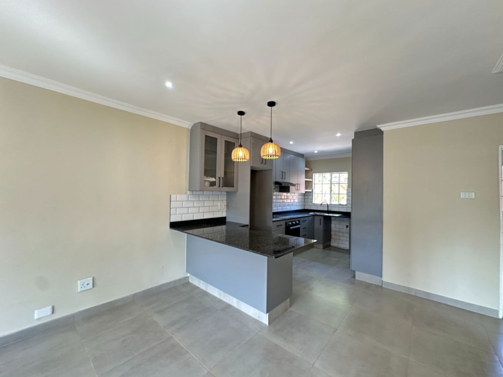 Townhouse sold in Blackridge - 1PM1677114 Townhouse sold in Blackridge - 1PM1677114