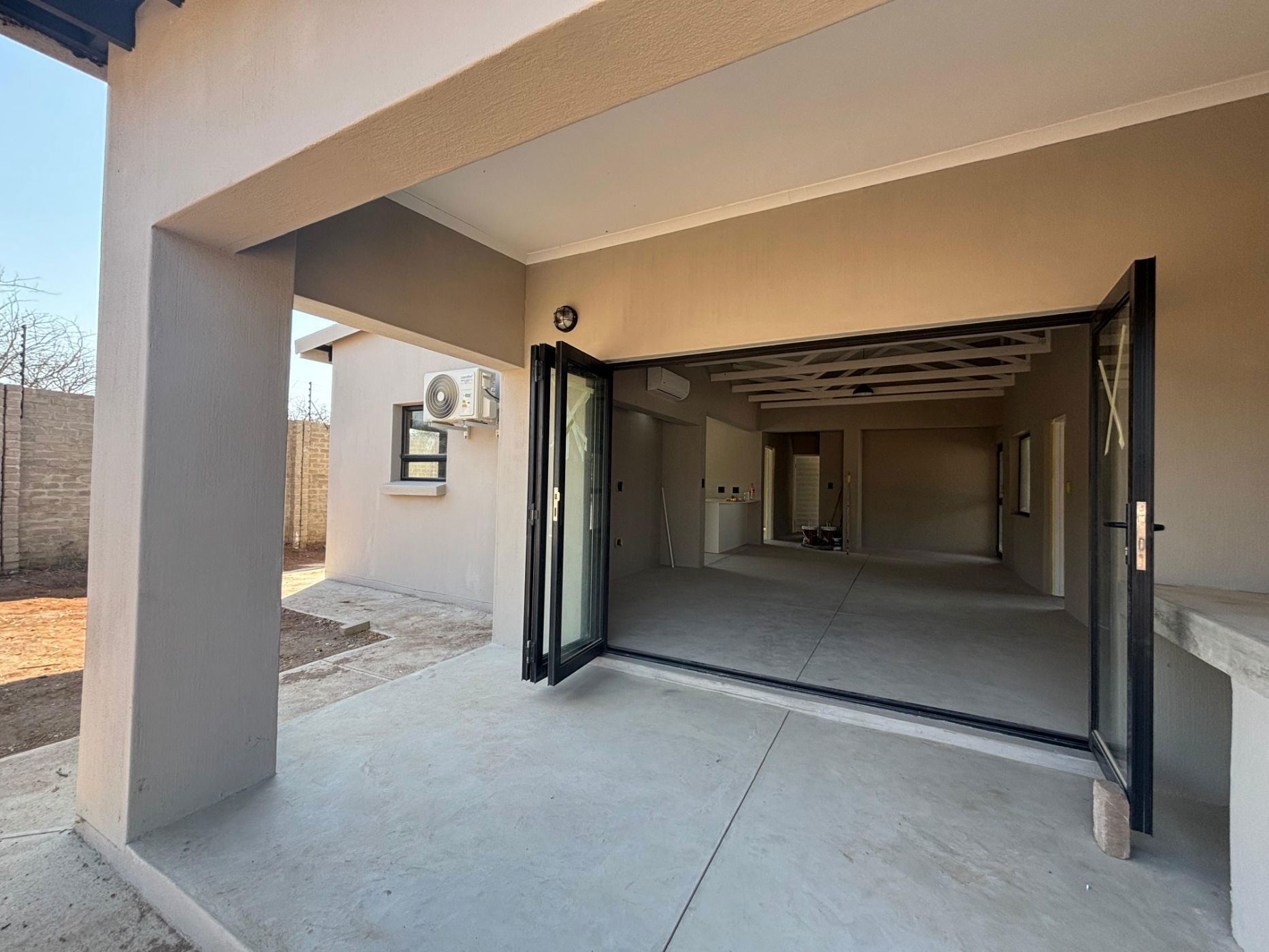 Single-storey cluster for sale in Hoedspruit - 1HS1656286