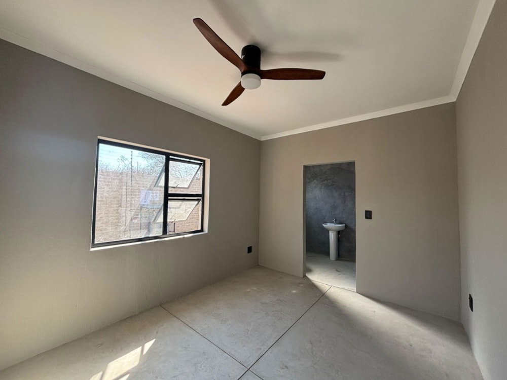 Single-storey cluster for sale in Hoedspruit - 1HS1656286 Single-storey cluster for sale in Hoedspruit - 1HS1656286