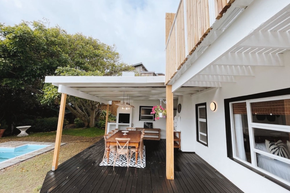 House for sale in Cape St Francis - 1SA1716299 House for sale in Cape St Francis - 1SA1716299