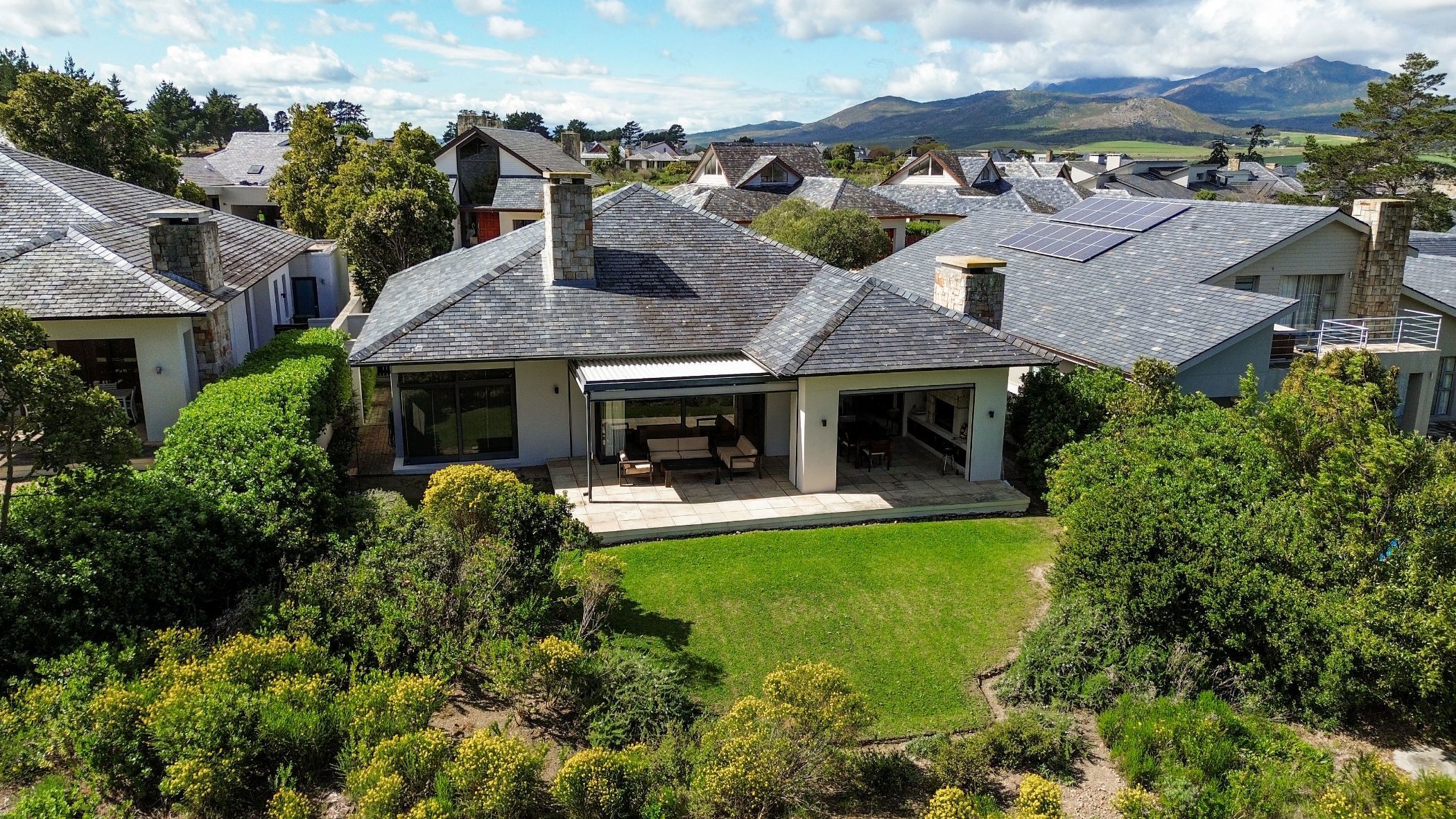 House for sale in Arabella Country Estate - HF1712937